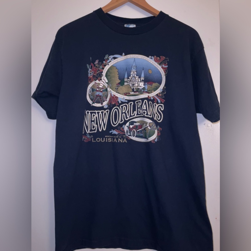 New Orleans 2001 tshirt•size large